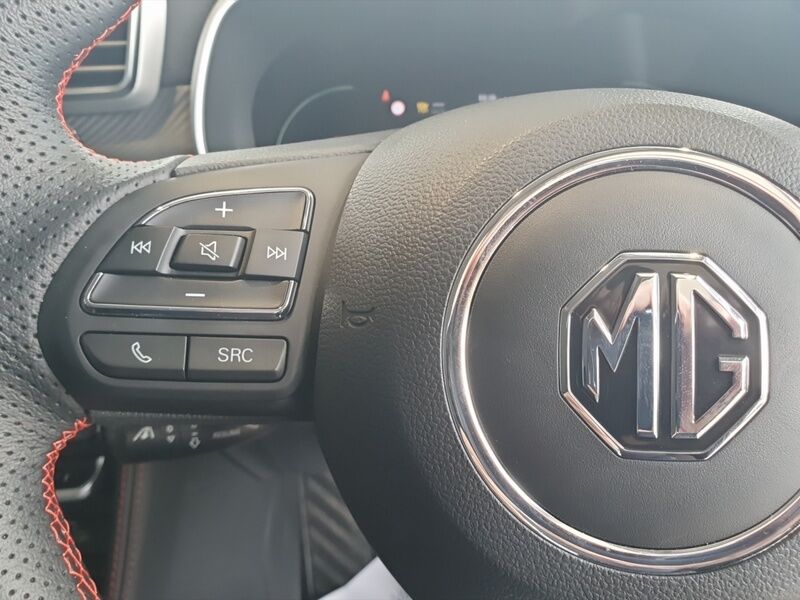 More views of MG ZS
