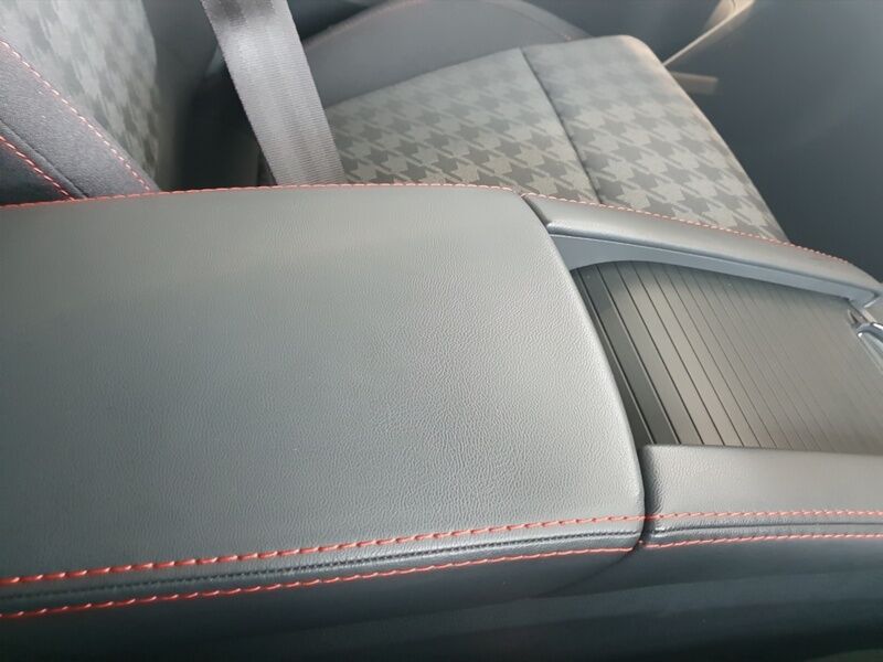 More views of MG ZS