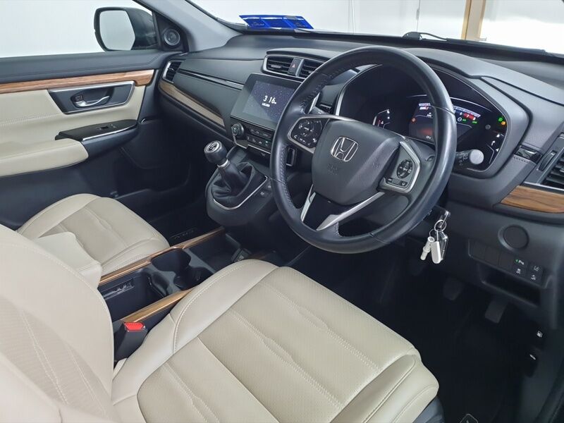 More views of Honda CR-V