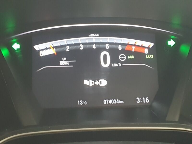 More views of Honda CR-V