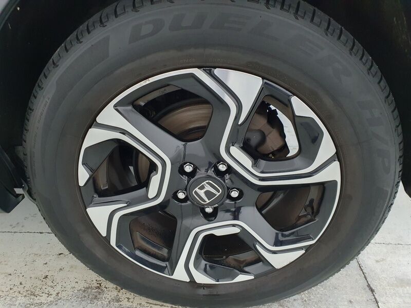 More views of Honda CR-V
