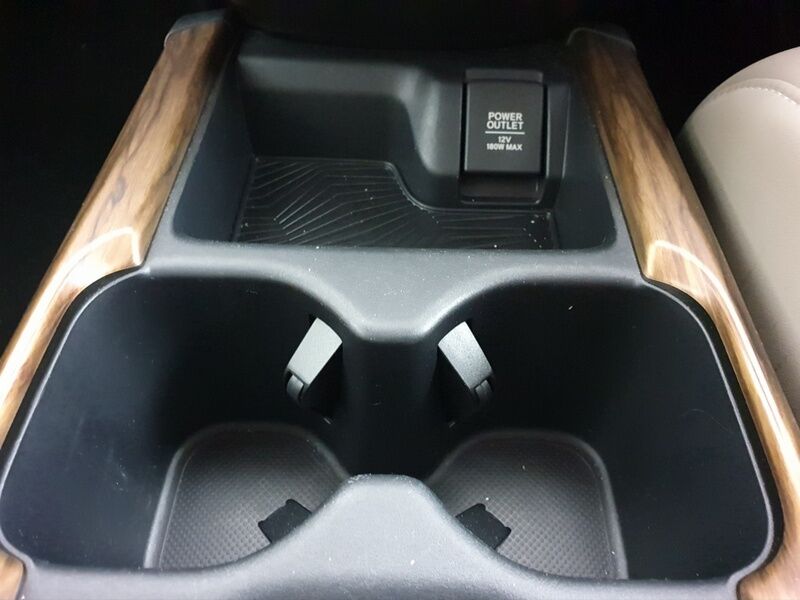More views of Honda CR-V