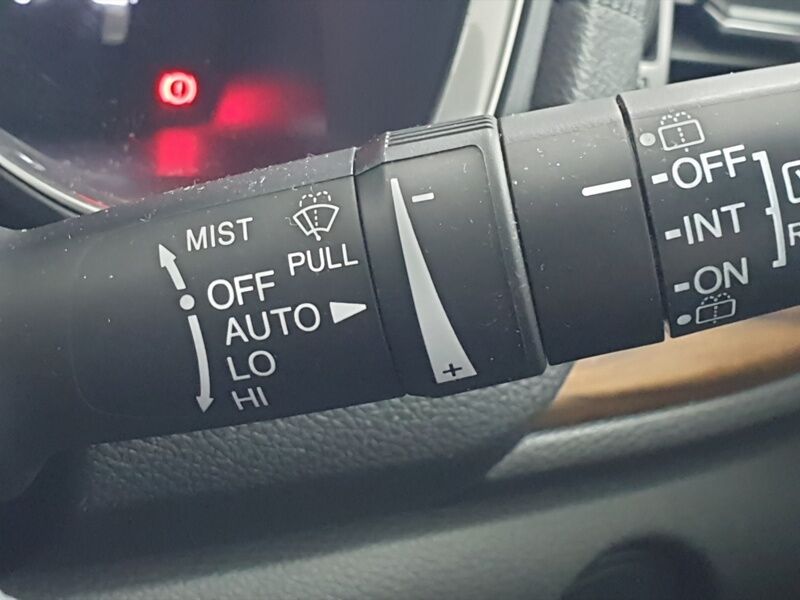 More views of Honda CR-V