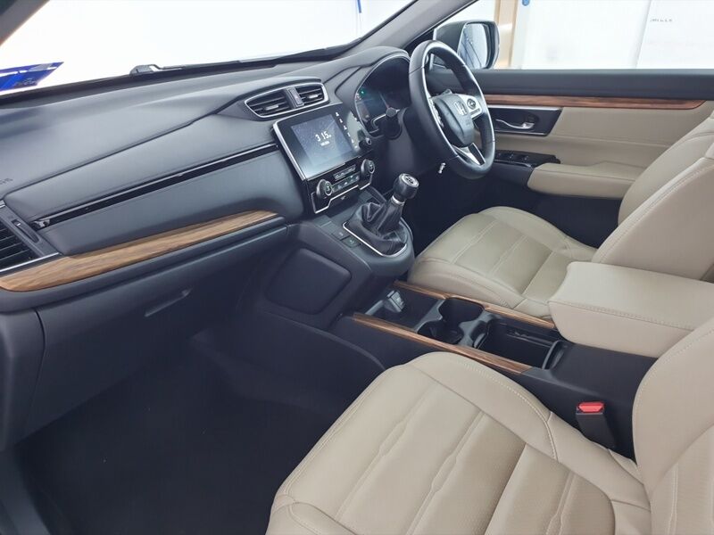 More views of Honda CR-V