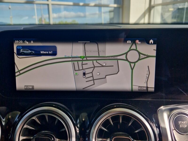 More views of Mercedes-Benz EQB