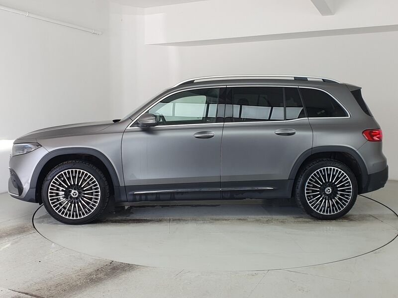 More views of Mercedes-Benz EQB