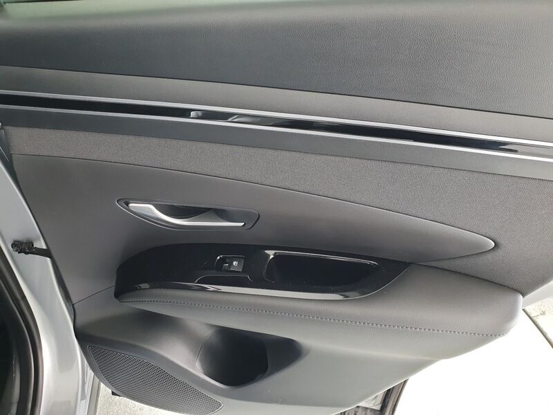 More views of Hyundai Tucson