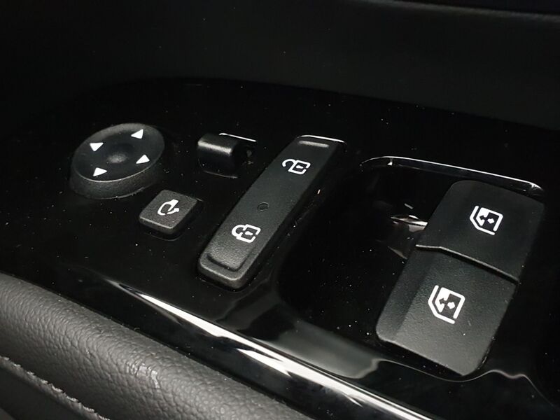 More views of Hyundai Tucson