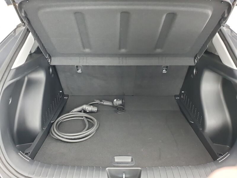 More views of Hyundai KONA