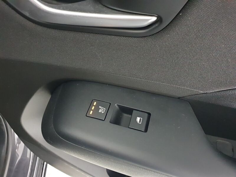 More views of Hyundai KONA