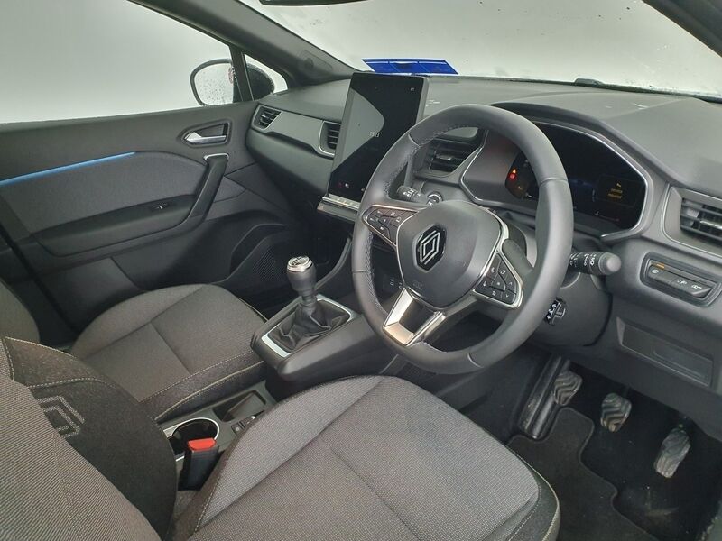 More views of Renault Captur