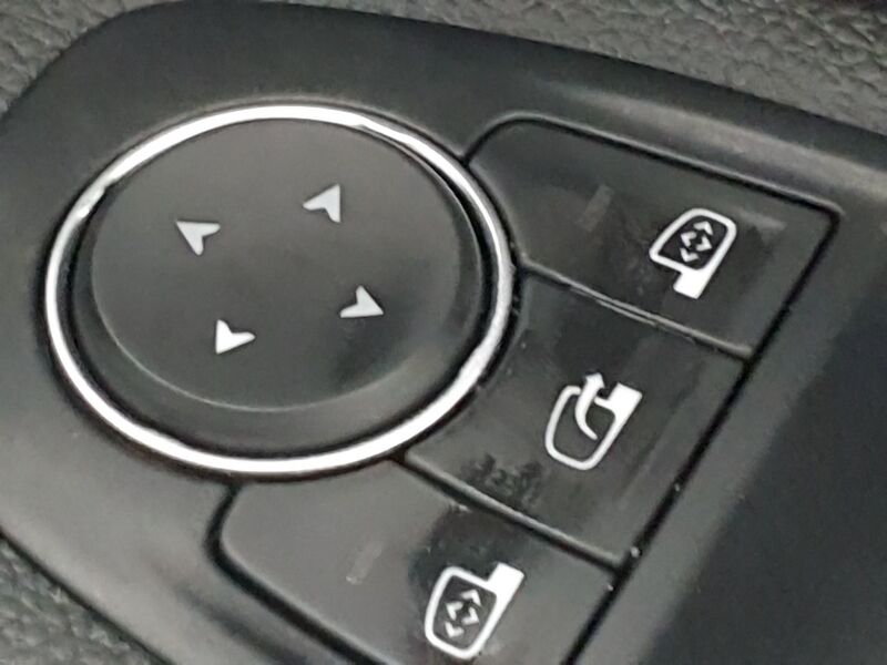 More views of Renault Captur