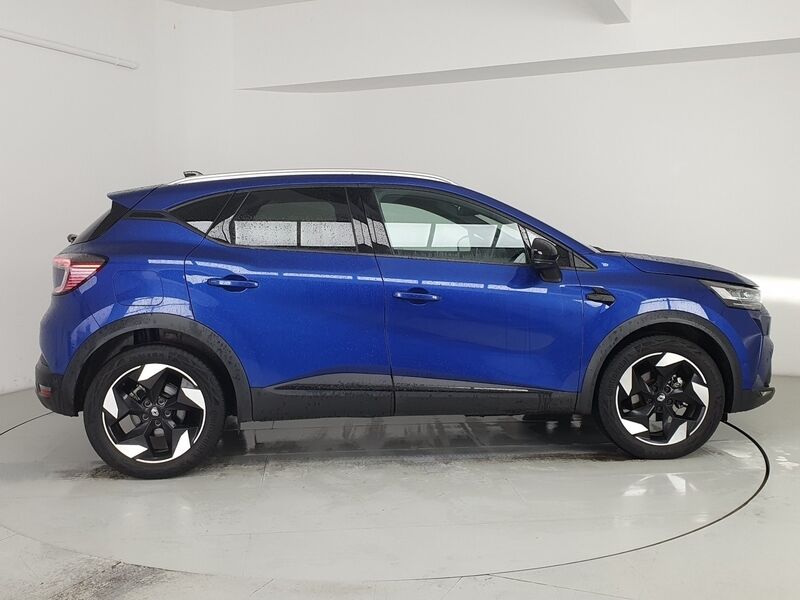 More views of Renault Captur