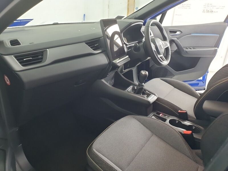 More views of Renault Captur