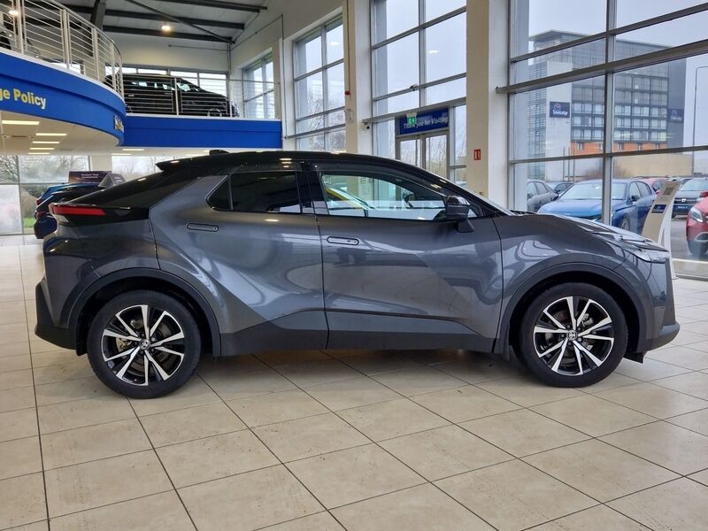 More views of Toyota C-HR