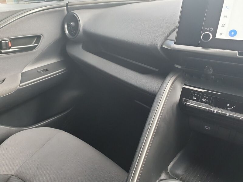 More views of Toyota C-HR