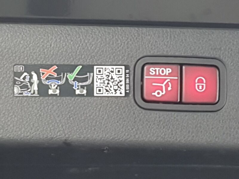 More views of Mercedes-Benz EQS