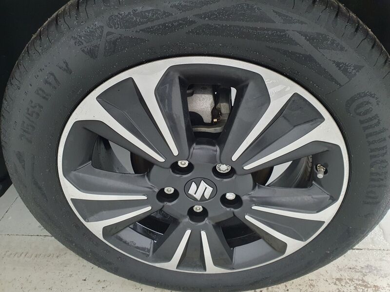 More views of Suzuki Vitara