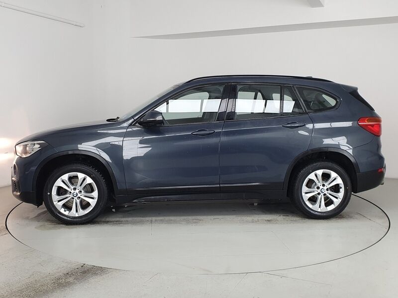 More views of BMW X1