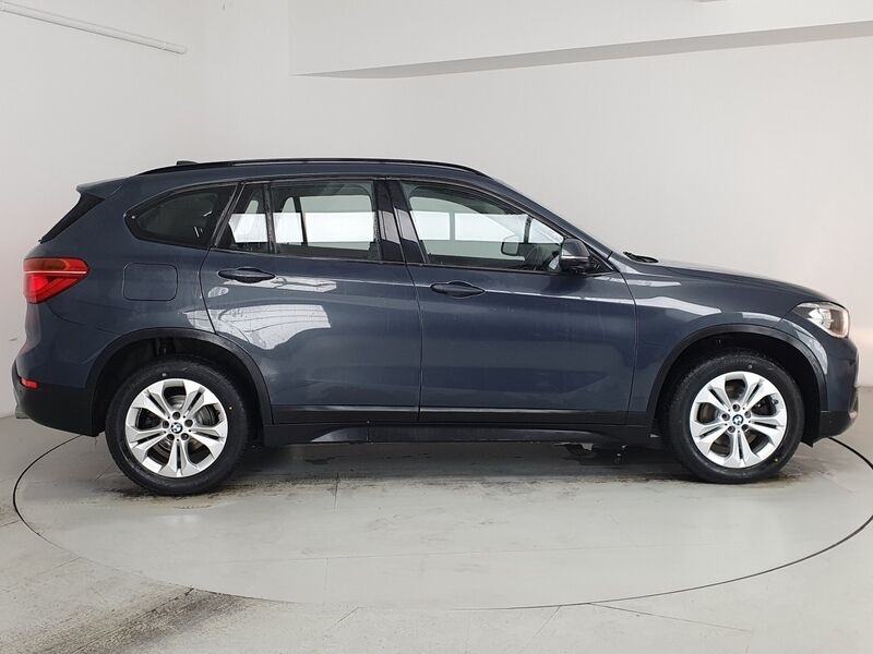 More views of BMW X1