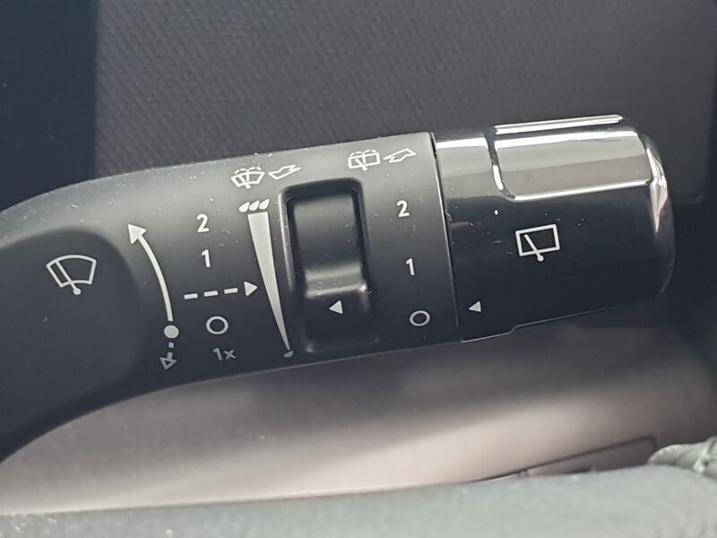 More views of Hyundai KONA