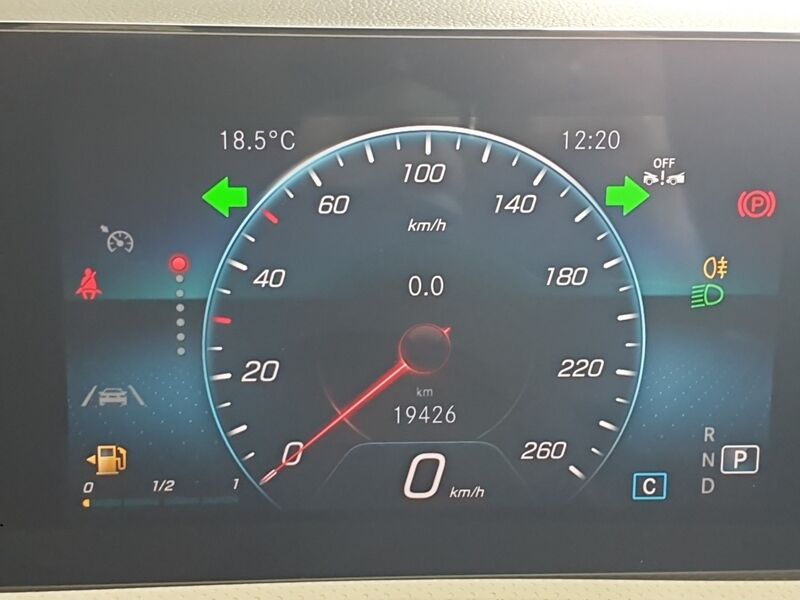 More views of Mercedes-Benz CLA