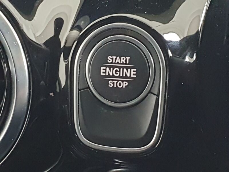 More views of Mercedes-Benz GLA