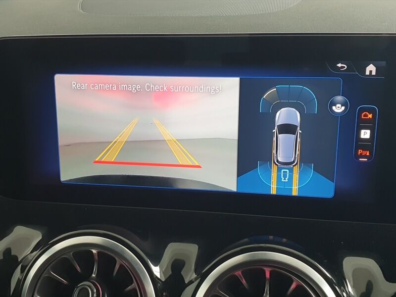 More views of Mercedes-Benz EQA