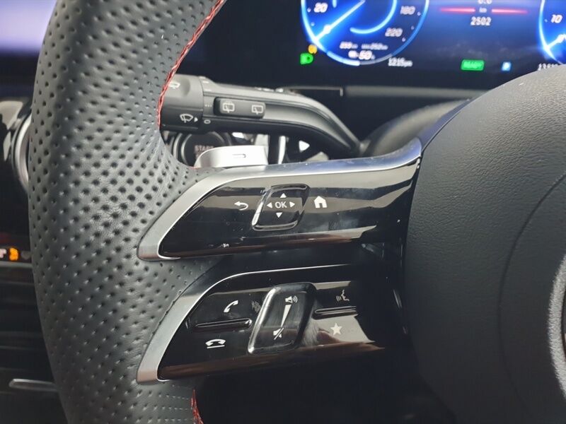 More views of Mercedes-Benz EQA