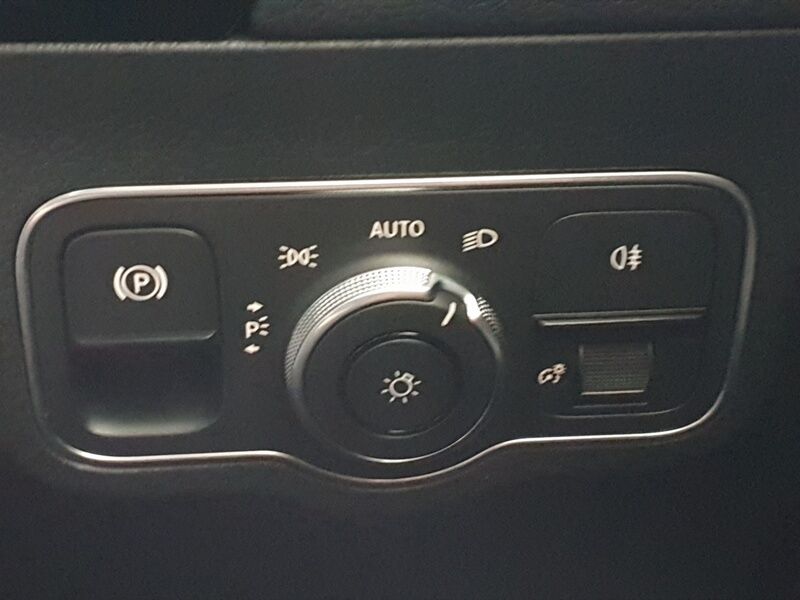 More views of Mercedes-Benz EQA