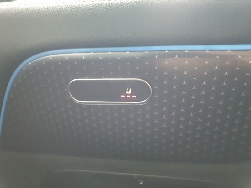 More views of Mercedes-Benz EQA