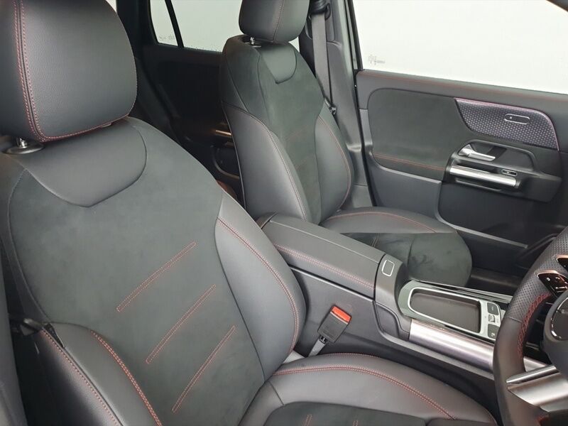 More views of Mercedes-Benz EQA
