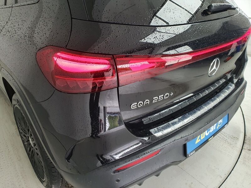 More views of Mercedes-Benz EQA