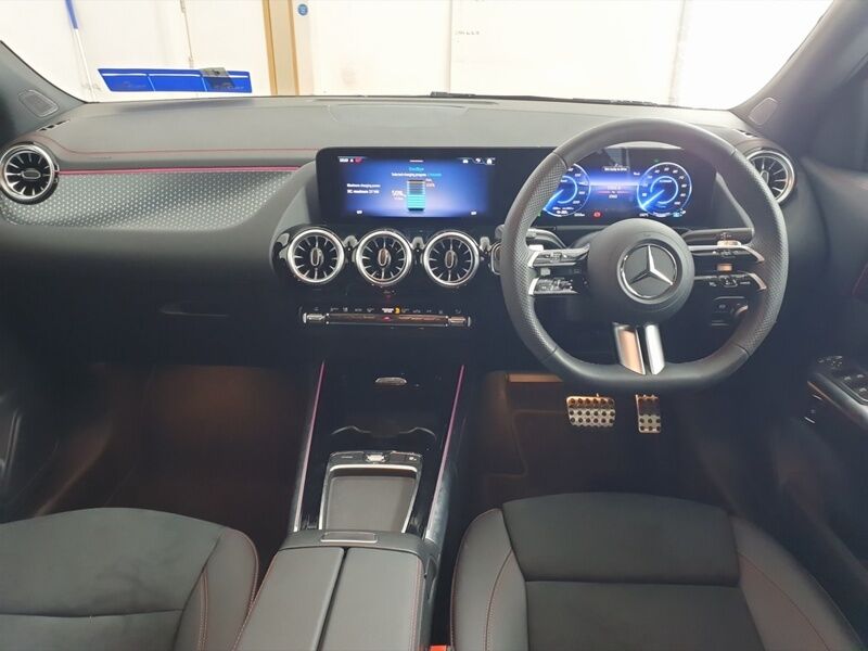 More views of Mercedes-Benz EQA