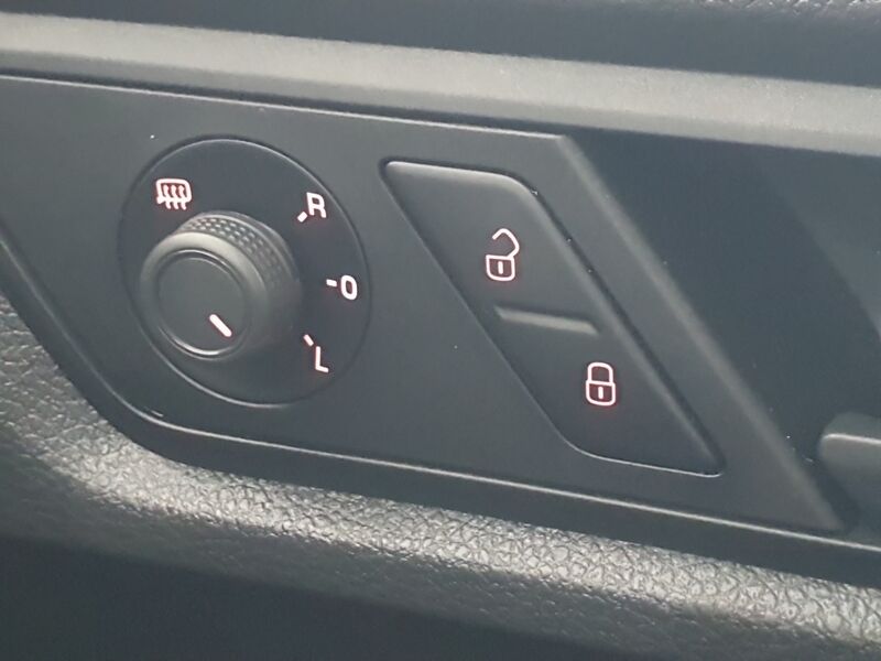 More views of Volkswagen Caddy
