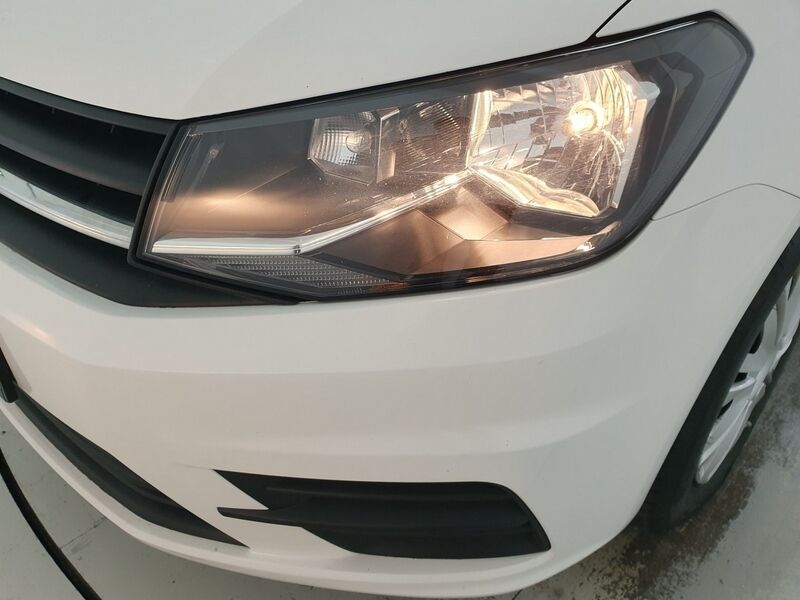 More views of Volkswagen Caddy