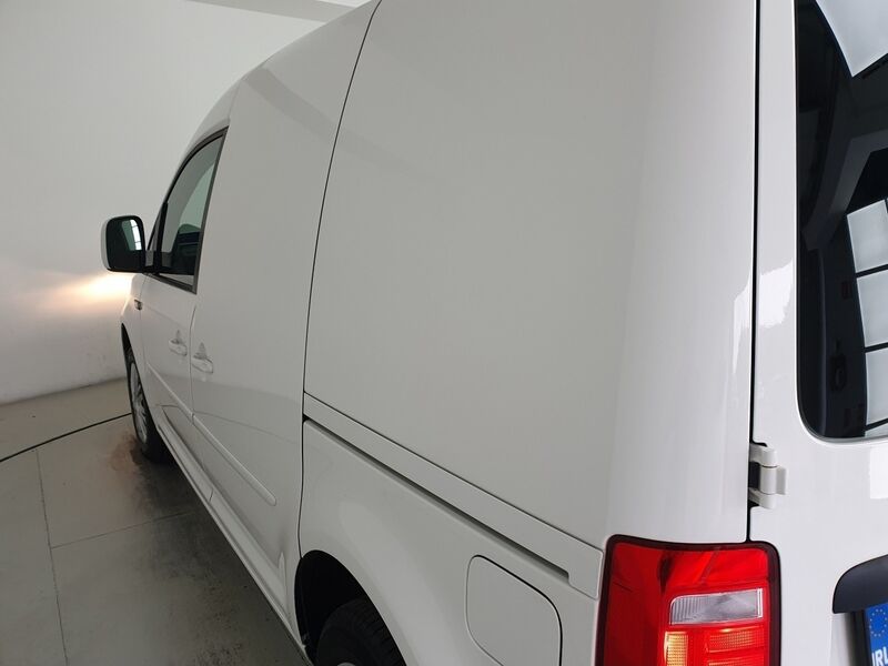 More views of Volkswagen Caddy