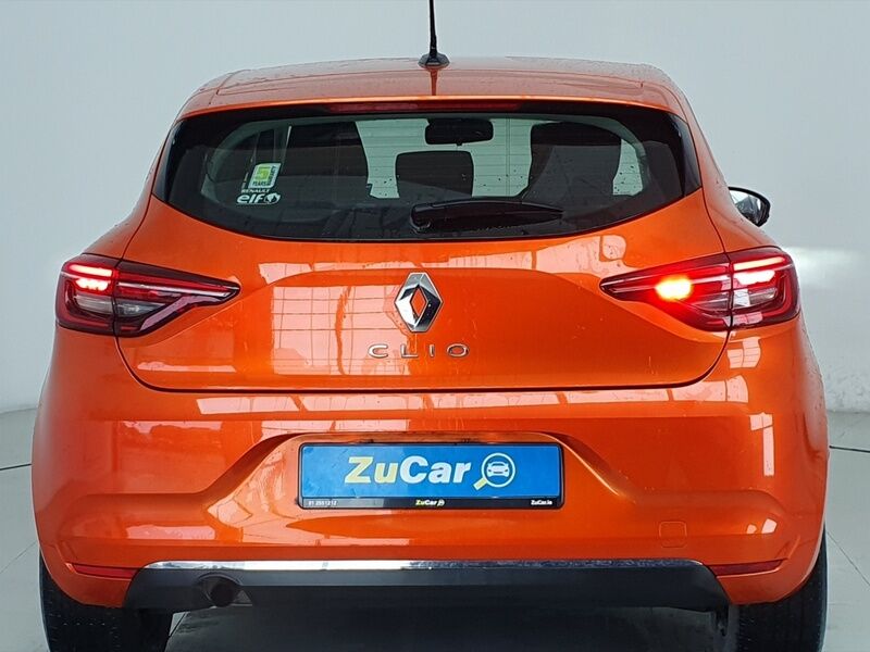 More views of Renault Clio