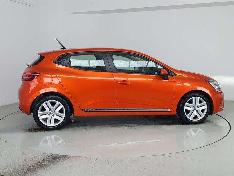 More views of Renault Clio