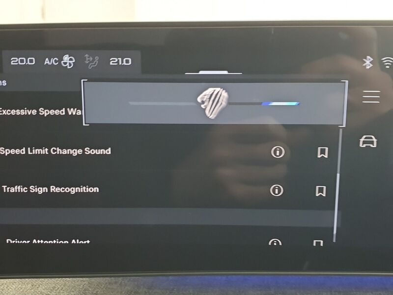 More views of Peugeot 3008