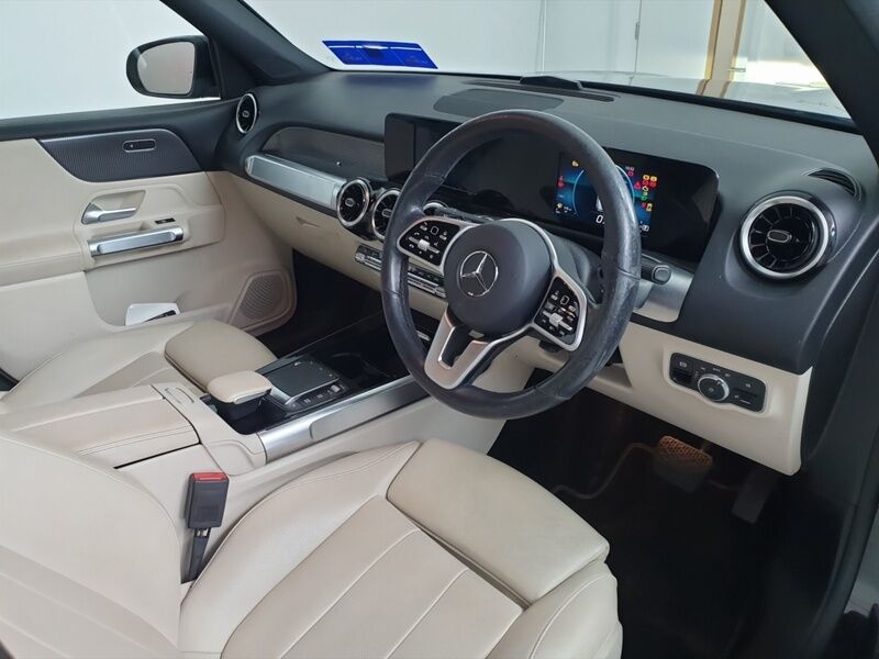 More views of Mercedes-Benz GLB