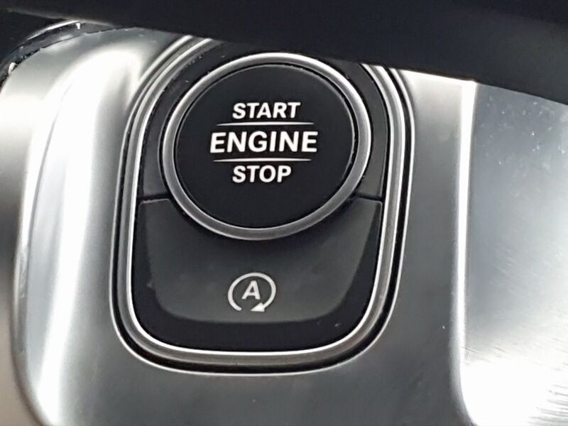 More views of Mercedes-Benz GLB