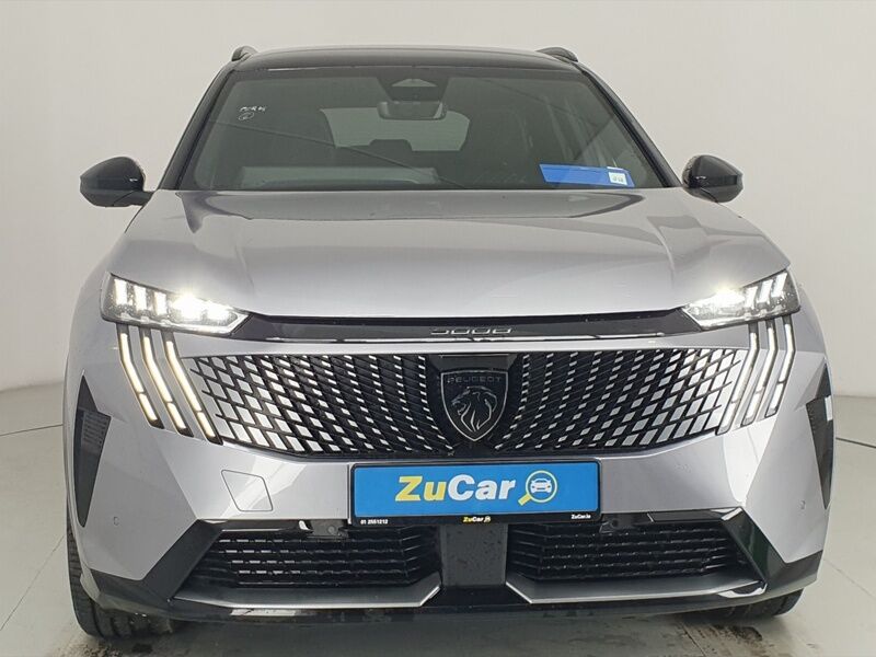 More views of Peugeot 5008