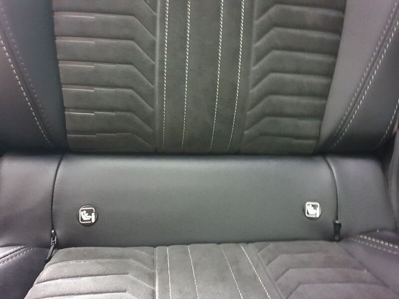 More views of Peugeot 5008