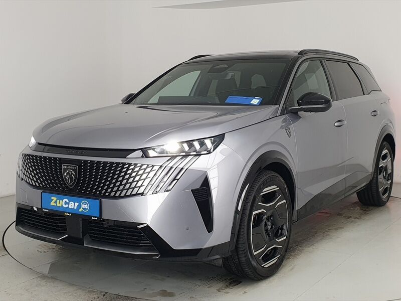 More views of Peugeot 5008