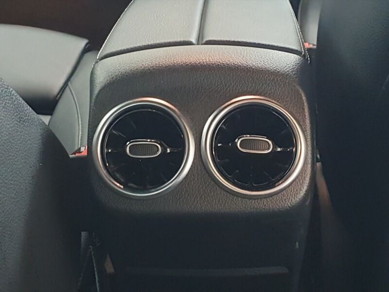 More views of Mercedes-Benz CLA