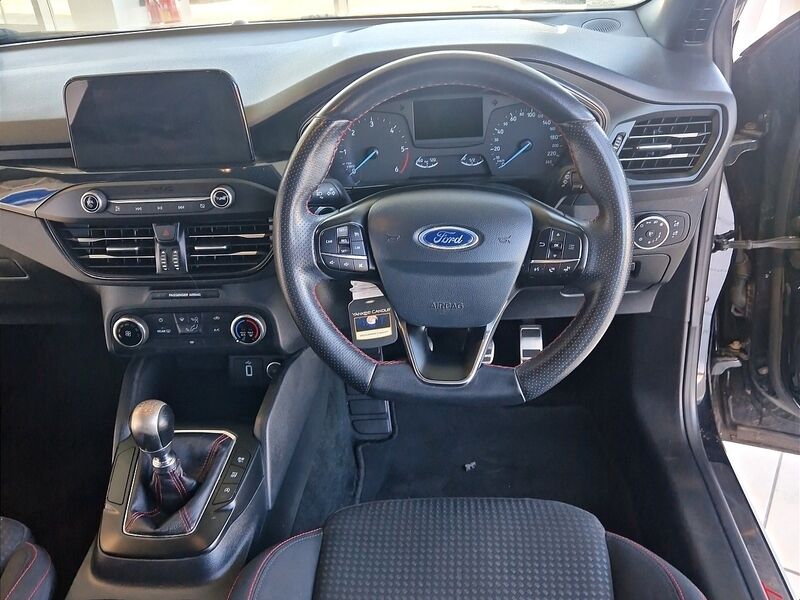 More views of Ford Focus