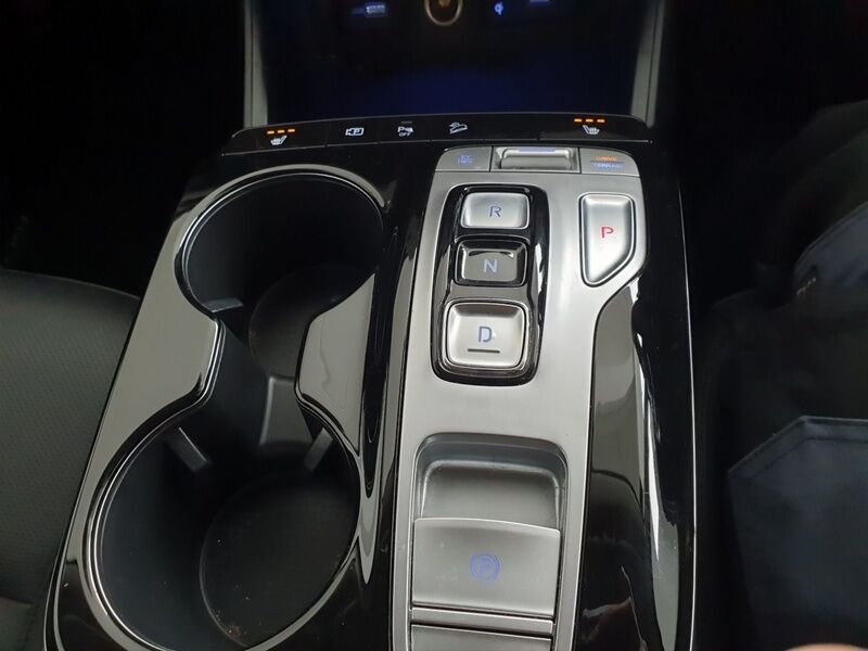 More views of Hyundai Tucson