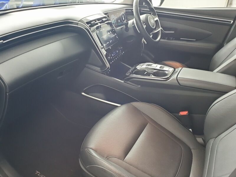 More views of Hyundai Tucson