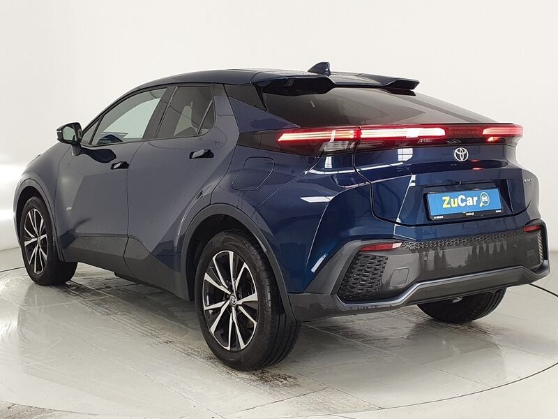 More views of Toyota C-HR